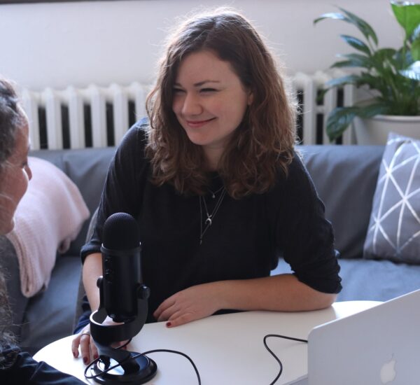 Podcast Listening Guide for Better Daily Learning